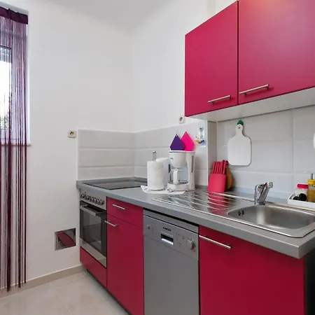 Apartman Kustre Daire *