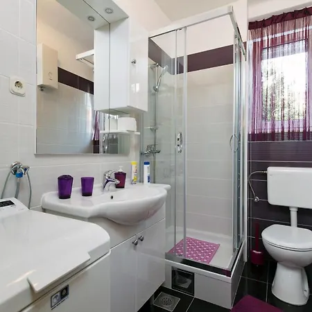 Apartman Kustre *