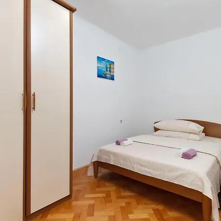 Apartment Apartman Kustre